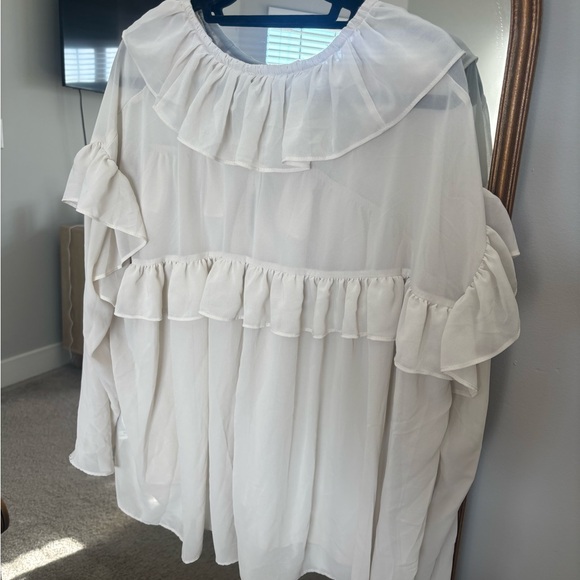 H&M Cream Ruffle Blouse - Picture 6 of 6